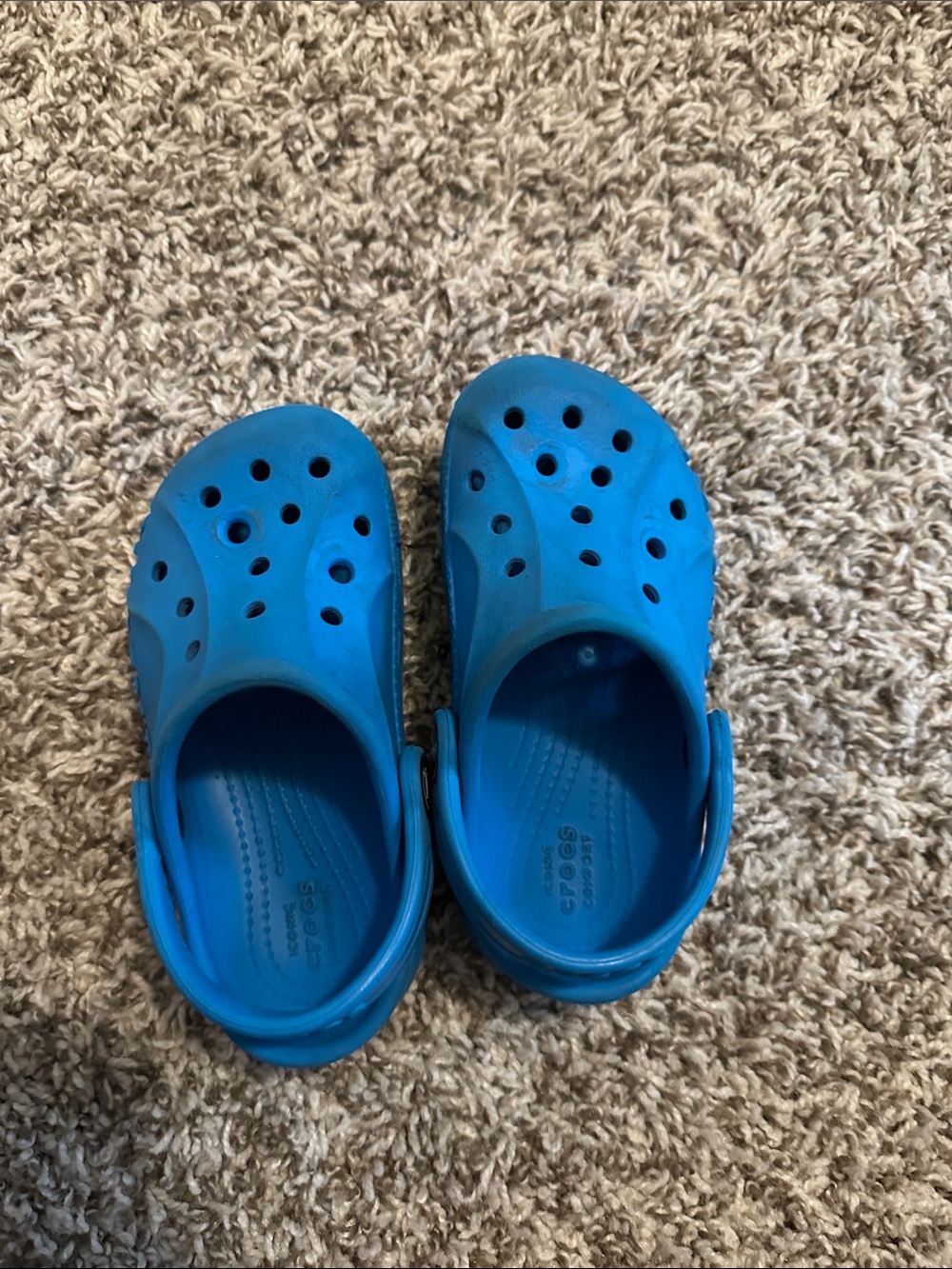 Crocs size c9